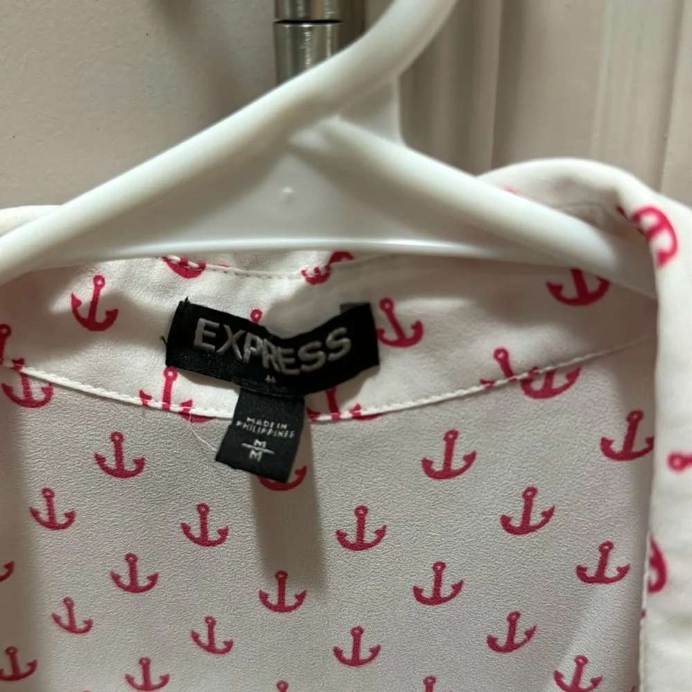 Express Top - Picture 3 of 5